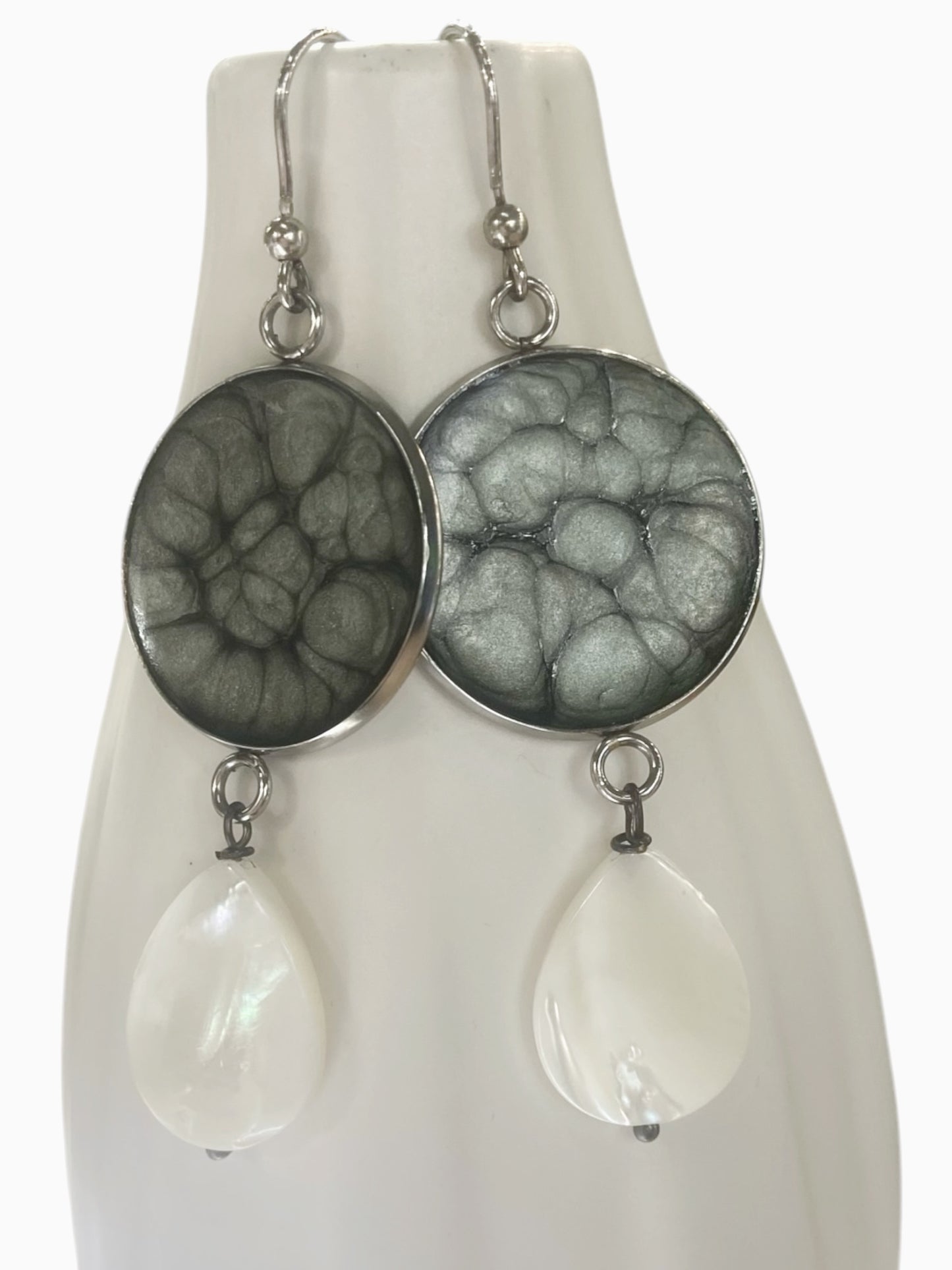 Hand painted earrings with mother of pearl