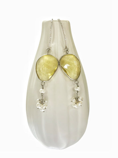 Silver and zirconia earrings with pearls