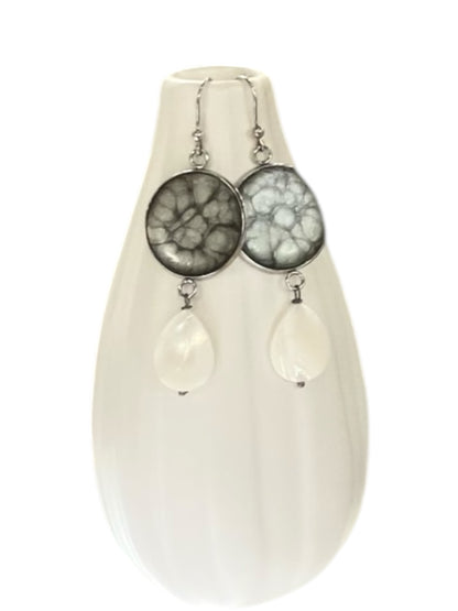 Hand painted earrings with mother of pearl