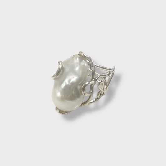 925 silver ring with freshwater pearl