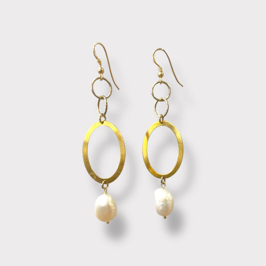 925 silver and freshwater pearl earrings