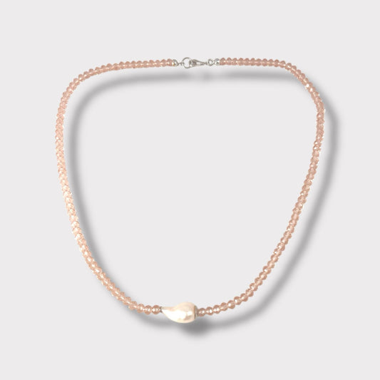 Collana con cristalli e perla di acqua dolce