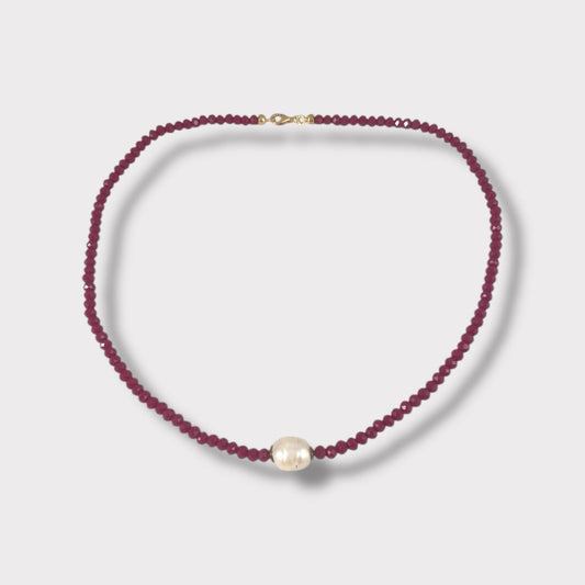 Collana con cristalli e perla di acqua dolce