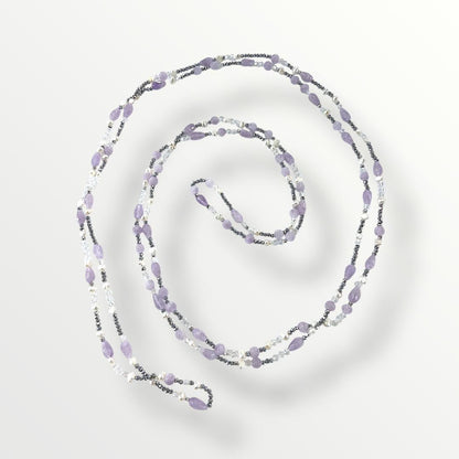 Collana lunga con ametista lavanda e perle di acqua dolce