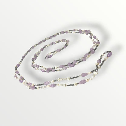 Collana lunga con ametista lavanda e perle di acqua dolce