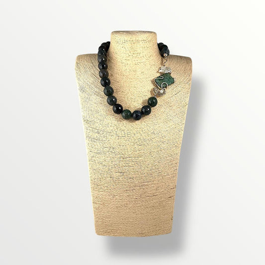 Collana girocollo con agata e laterale in argento 925 lavorato a mano