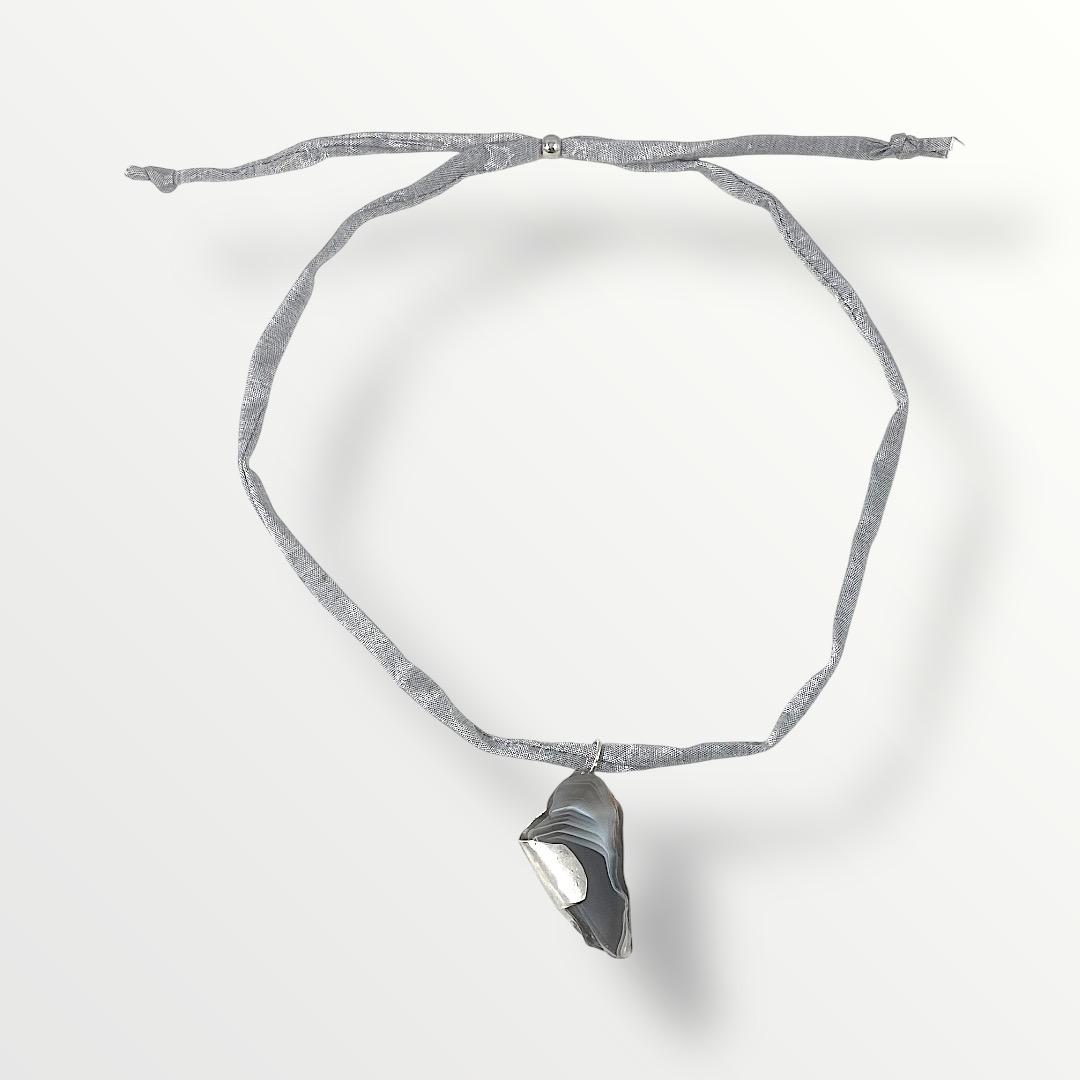 Ciondolo linea " L'abbraccio" argento 925 e agata botswana