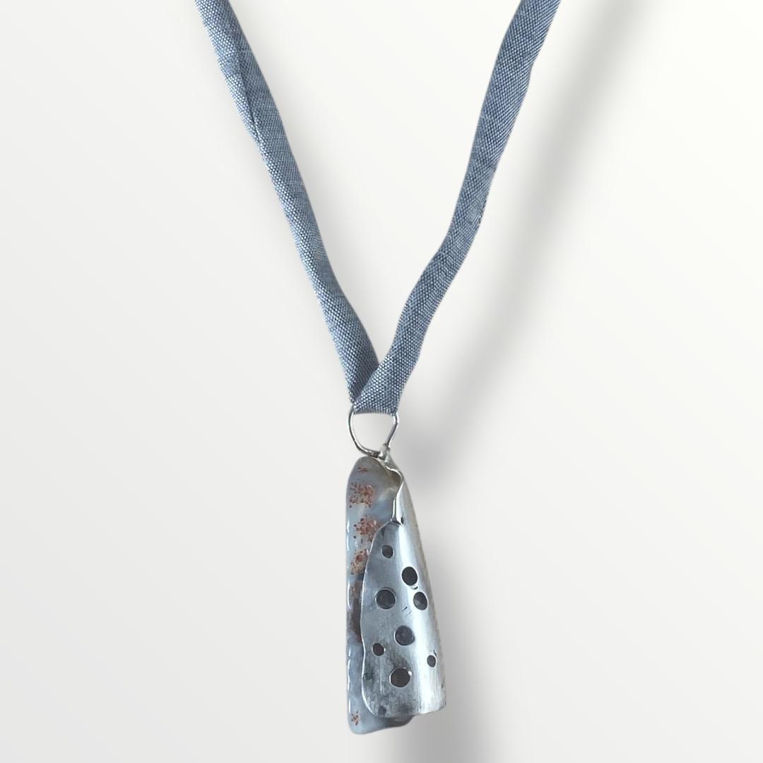 Ciondolo linea " L'abbraccio" argento 925 e agata botswana
