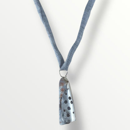 Ciondolo linea " L'abbraccio" argento 925 e agata botswana