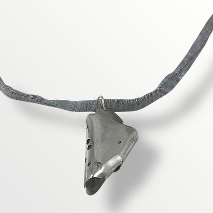 Ciondolo linea " L'abbraccio" argento 925 e agata botswana