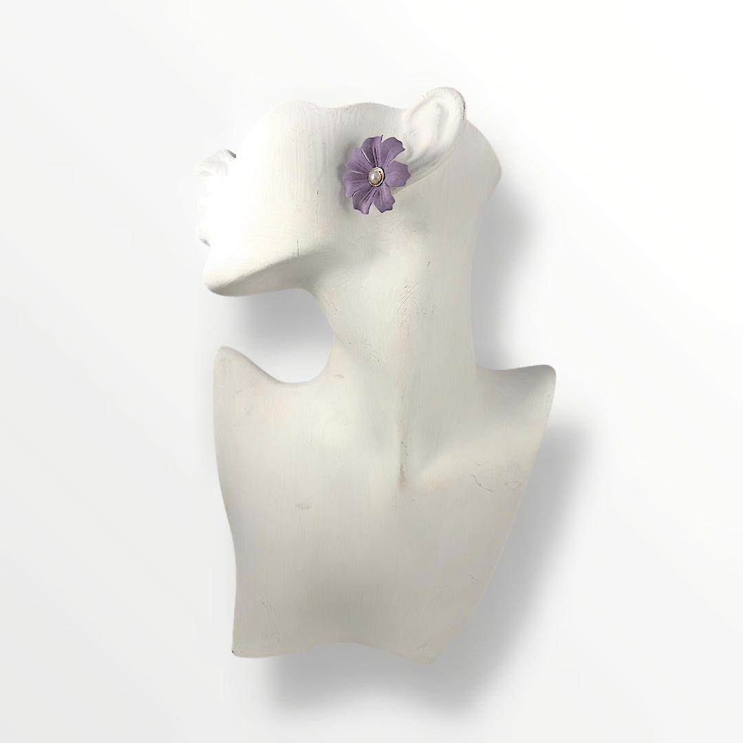 Orecchini a fiore con argento 925 e perle di acqua dolce