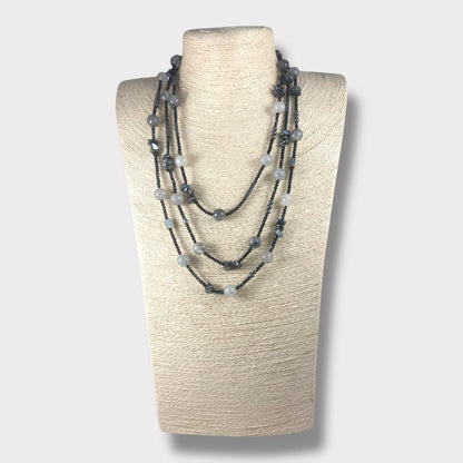 Collana lunga in quarzo e ematite