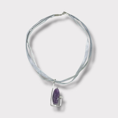 Collana a ciondolo con ametista, argento 925 e madreperla